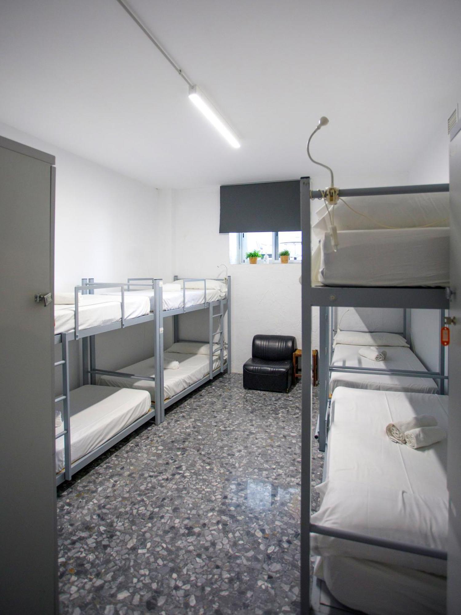 Italica Hostel Santiponce Extérieur photo